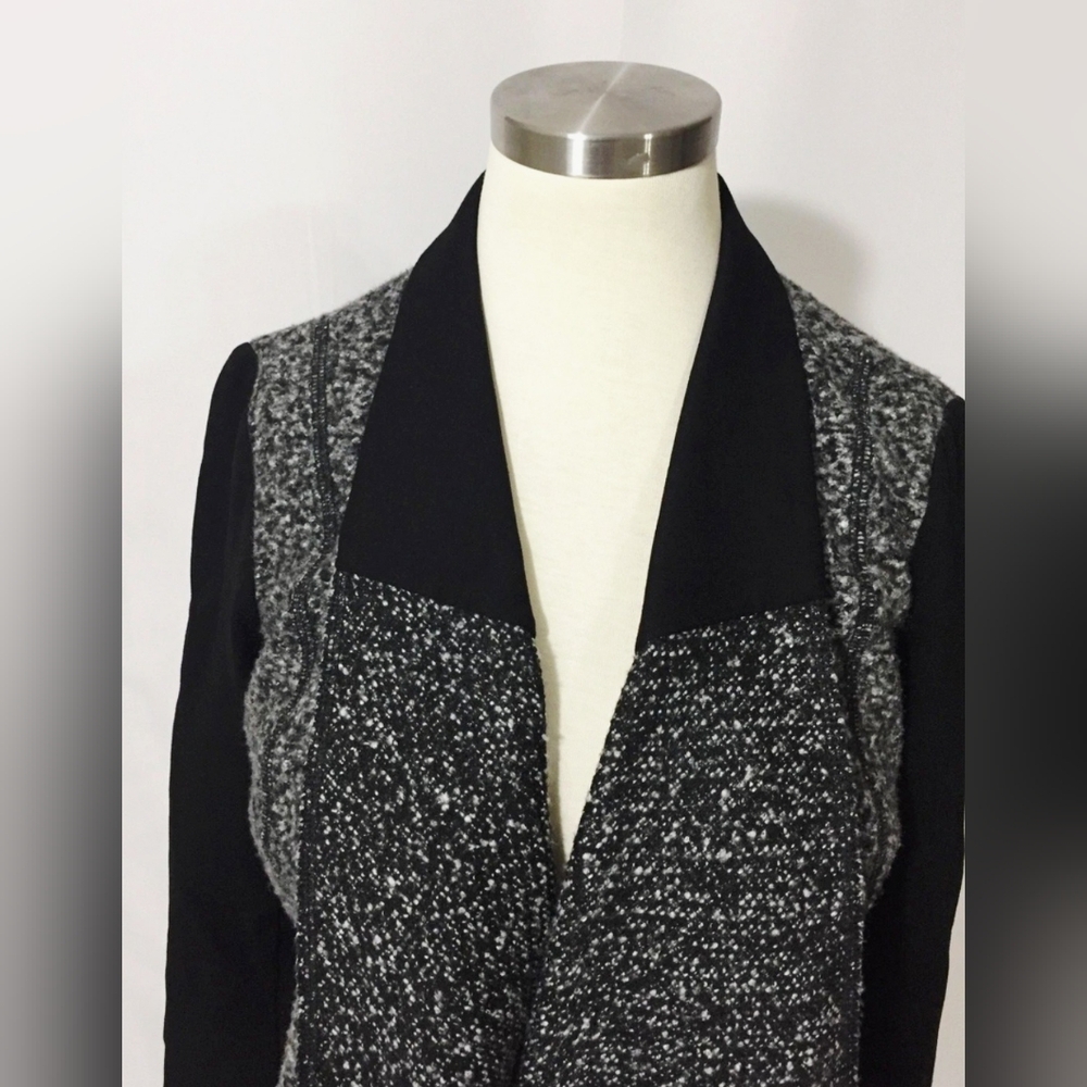 White House Black Market | Black & Gray Blazer with Tuxedo Lapel | - Picture 5 of 10